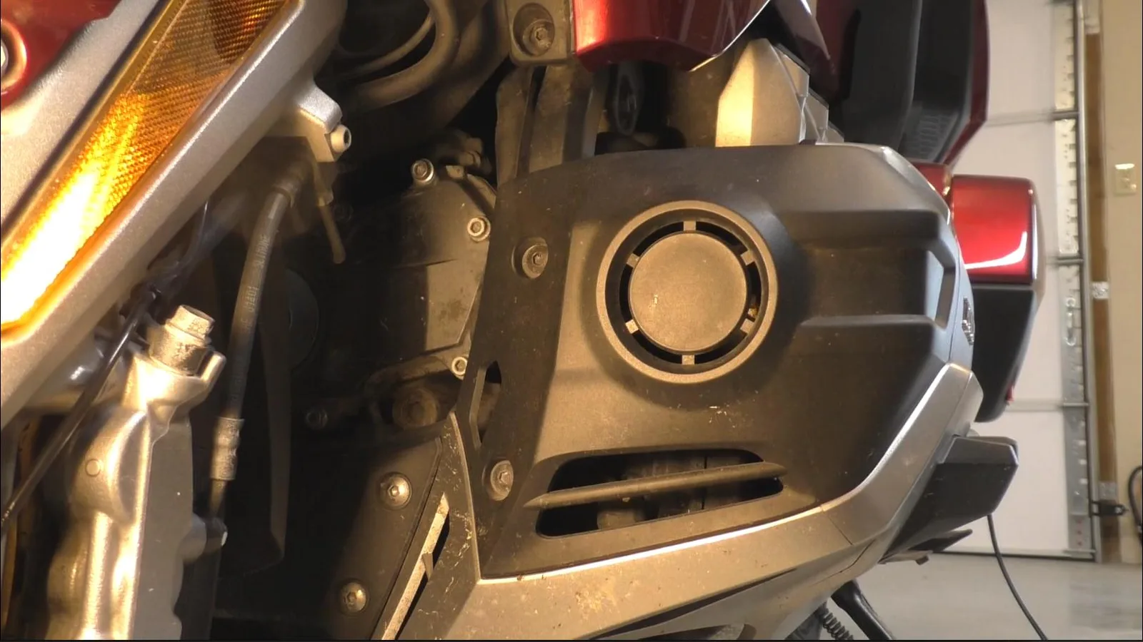 Front Lower Cowls Remove and Replace